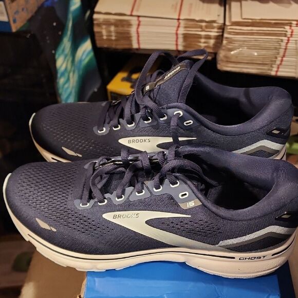 Brooks Women's Ghost 15 Navy Running Shoes NWT Size 12Wide in OG BOX - Picture 1 of 5